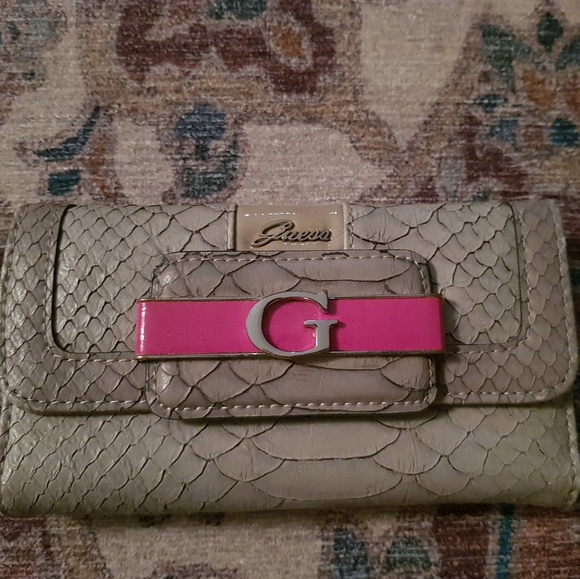 Handbag and wallet - Picture 11 of 15